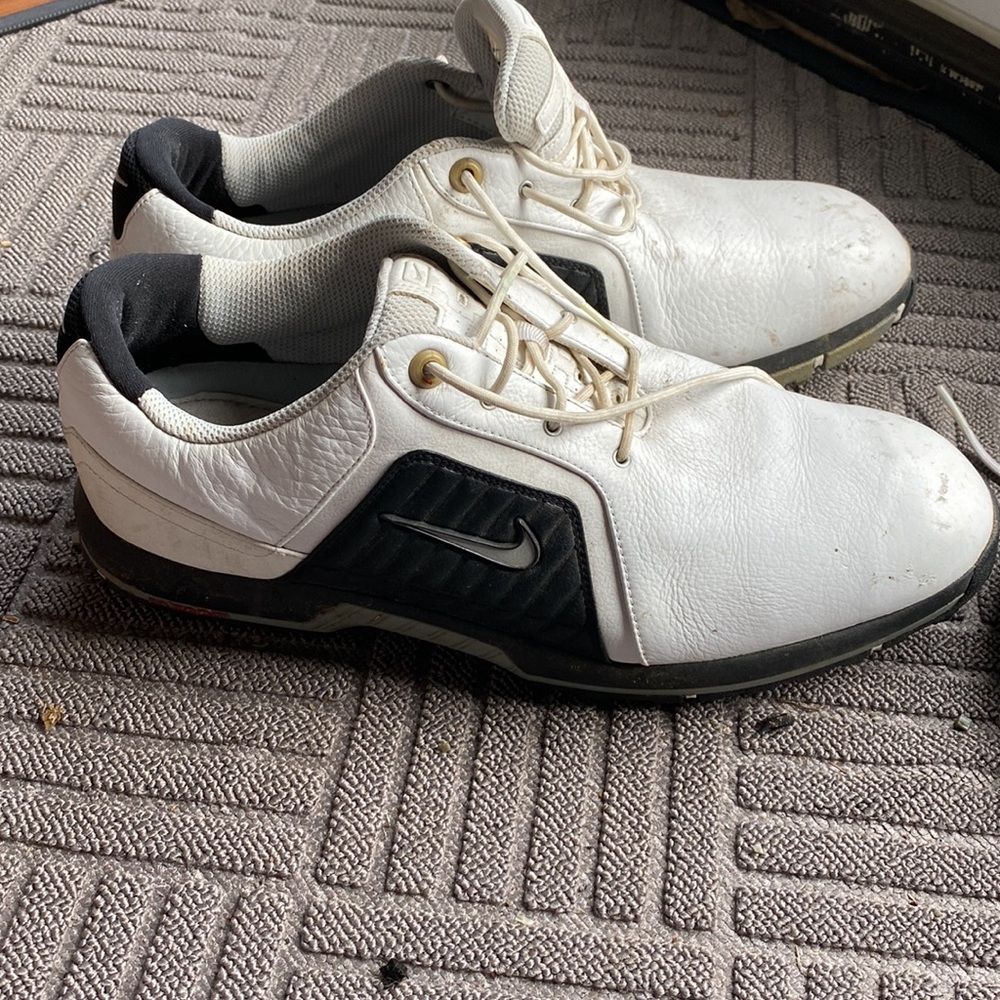 Nike golf size 11 - Picture 3 of 5